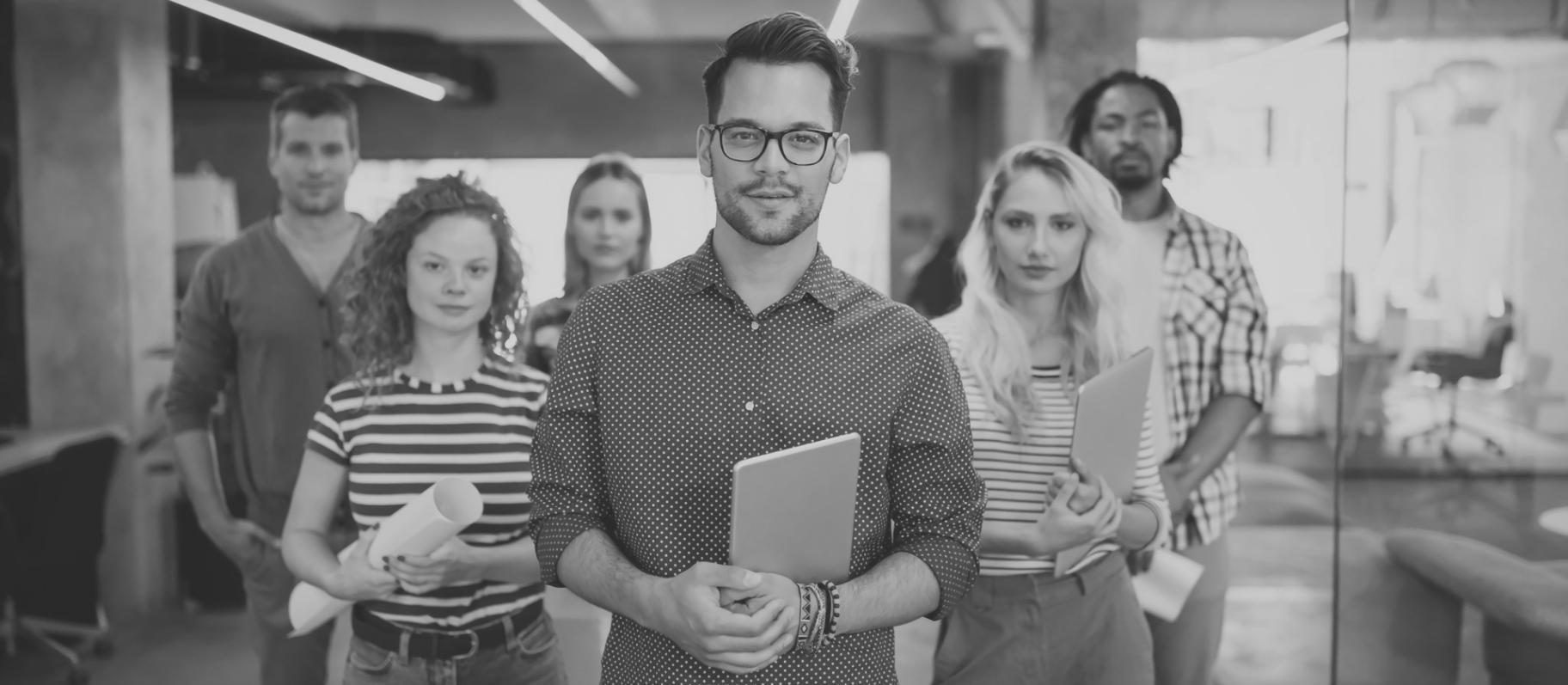 Taller de escritura experimental en espacio colaborativo moderno